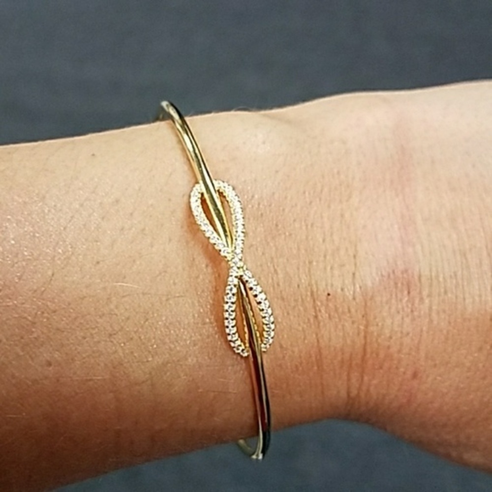 14k Gold plated peace Bangle Bracelet!